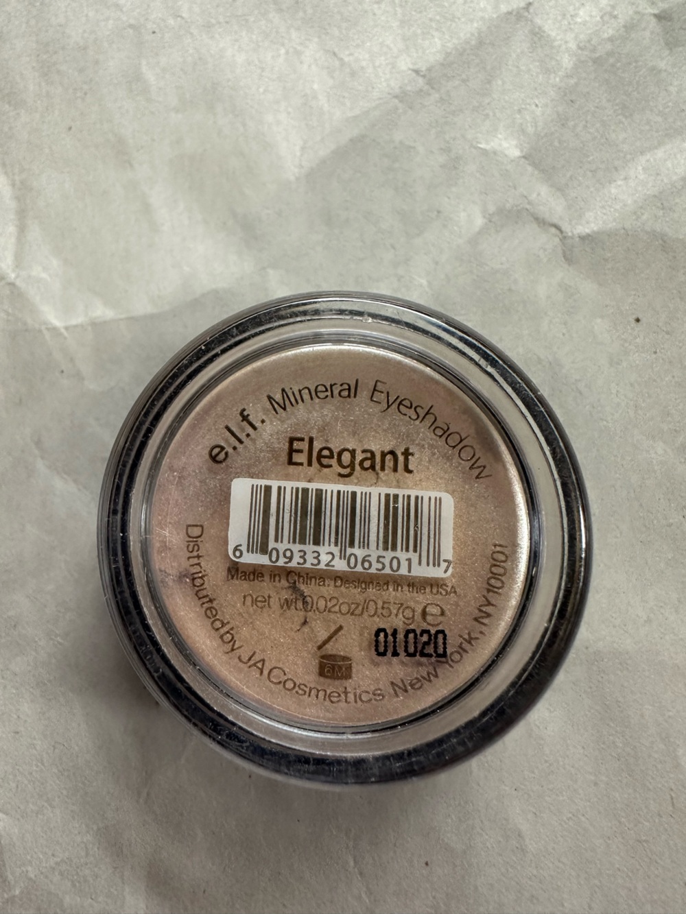 NEW e.l.f. Mineral Eyeshadow in Elegant (Champagne Metallic Shimmer)